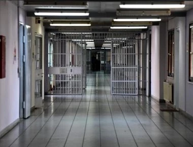 Προφυλακίστηκαν οι Τσιγγάνοι που είχαν επιτεθεί σε Αστυνομικούς στην Πειραιώς